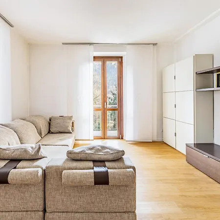 The Nest Between E Bellagio Daire