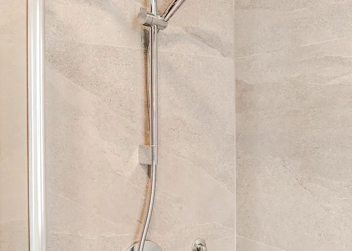 The Nest Between E Bellagio Daire Castelmarte